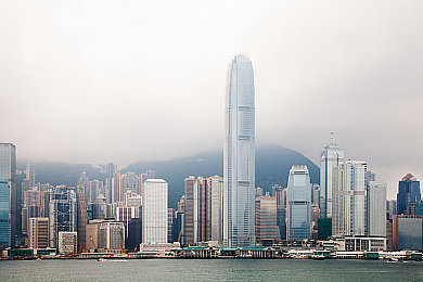 潘甜甜最早的一部：从童星到实力派，潘甜甜影视生涯蜕变之路，成就经典国民女儿-5