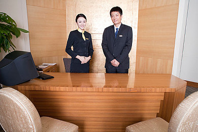 麦乐迪·马克斯 满天星女超人：沉浸惊悚冒险，探索女超人魅力之旅