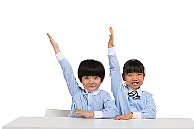 三上优亚作品：奇幻冒险之旅，感受三上优亚的创意世界
