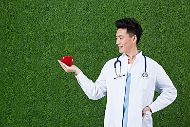 摸胸网站：网络守护者：清除恶俗之源，共建清朗空间