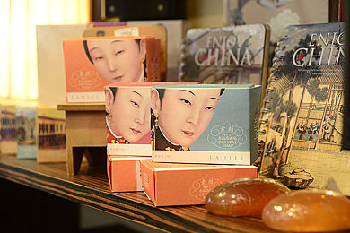 亚洲裸体妓女毛茸茸：“揭开偏见面纱，共筑平等尊重的性工作者权益守护之旅”