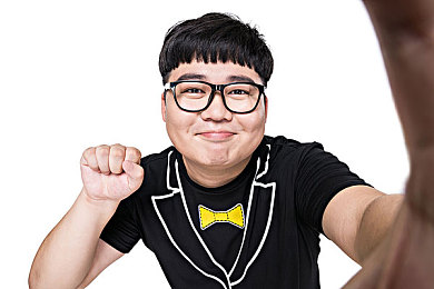 72式啪啪真人动态图试看：动感视觉盛宴，72招秘技尽享激情时刻