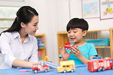 国产性爱乱伦：探秘禁忌之境：解码虚拟乱伦游戏的伦理迷宫