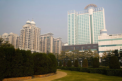 18岁成年网站：守护青春防线，共筑网络安全乐园-1