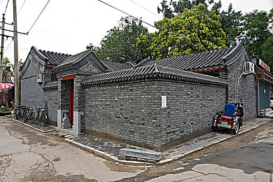 王者女角色全身没有小爱心：《王者荣耀》女英雄独树一帜，无小爱心却实力爆表，战术技巧大揭秘！-1