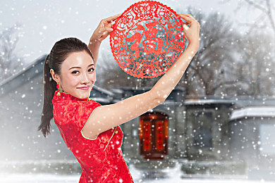 火影忍者色情游戏：版权争议引发行业反思，＂火影迷途＂游戏敲响版权警钟