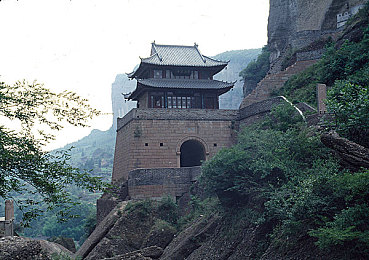 李明解开白洁乳罩：解锁惊悚冒险：神秘游戏角色白洁乳罩背后的全新游戏体验等你来探索