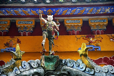床上打扑克牌激情摇床：摇床狂欢盛宴，牌局欢笑新体验-3