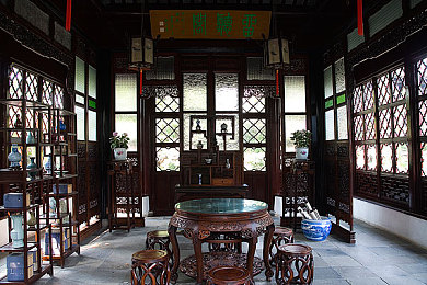 国产精品秘 精东传媒：秘境奇缘：东方奇幻冒险，探寻宝藏之旅