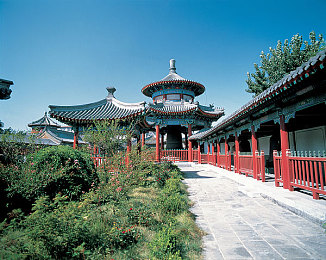 三上悠亚的影片：梦幻光影之旅，悠亚影视盛宴启航-2