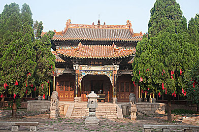 亚洲国产精品大牛影视：中华影界崛起，全球观影盛宴