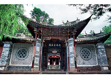 91吃瓜事件黑料吃瓜导航：真相追踪，网络热议导航，揭秘热点背后的迷雾-2