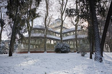 歪歪画首页登录界面：简约光影，匠心独运——揭秘吸睛登录界面设计魅力-3