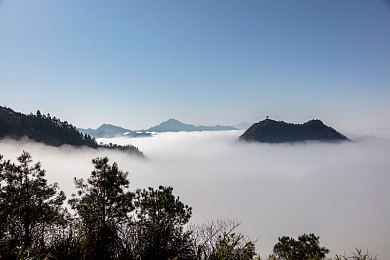 欧美金银瓶1-5人格骨头茶：欧美奇幻冒险新体验，揭开金银瓶1-5人格骨头茶神秘魅力-3