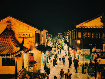 83x7cc：揭秘《暗影传说》秘境之谜：探寻83x7cc隐藏任务攻略-2