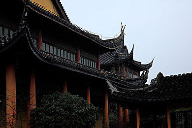 中国妓女卖婬：揭开神秘面纱：中国性产业现状剖析，妓女行业挑战与困境-2