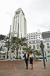 天天爱综合：娱乐新势力崛起：多元化内容与便捷体验引领“天天爱综合”崭露头角