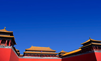 奇思妙想周莹怀孕大肚子：娱乐圈热议：当红女星周莹喜怀龙凤胎，孕肚照片曝光引粉丝狂欢