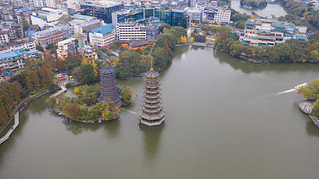 国产欧美一区二区：游戏交融盛宴，东西方竞技新篇章-2