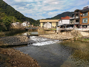 ,国产精品：沉浸江湖，探寻武侠传奇：剑网3，体验国风经典之旅