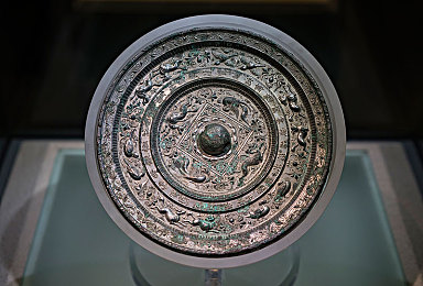 麻豆ac国产新剧：幻域探险：穿越神话，开启奇幻冒险之旅-4