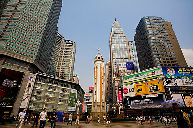 69热：解锁游戏新潮流：“69热”引领互动娱乐新风尚，体验挑战与欢乐并存的奇幻旅程