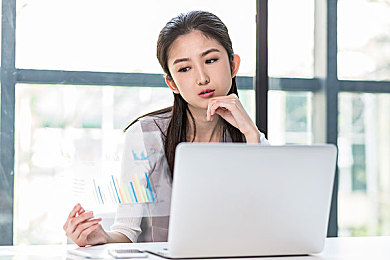男男男男男男男男C网站：数字浪潮下的文化碰撞：探析新型社交平台的社会效应与挑战-3
