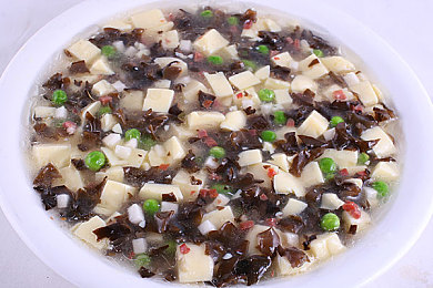 英语老师包的饺子好水：英语教师化身美食达人，校园饺子盛宴引发热捧-2