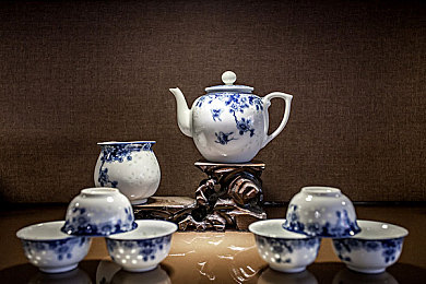 国产精品久久久久久久久久免费看：国产奇幻冒险，尽享免费游戏盛宴