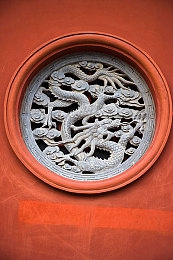 Julia Ann大战七个黑人：惊悚挑战极限，策略制胜：揭秘《Julia Ann大战七怪》惊心动魄冒险之旅-3