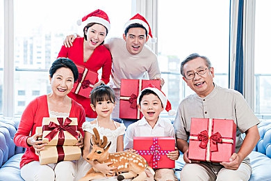 男生和女生在一起差差视频APP：青春互动新天地，短视频APP助力心灵交融