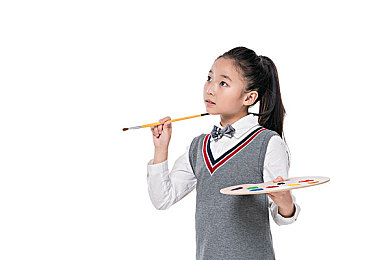 侧所里的花子vs强力屈魔师中文版特色：日式角色养成VS奇幻战斗挑战：两款热门游戏特色对决深度解析-1