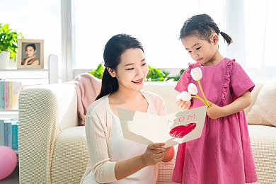 麻花果冻视频大全播放：短视频新宠“麻花果冻”走红网络，创意无限引观看狂潮-5