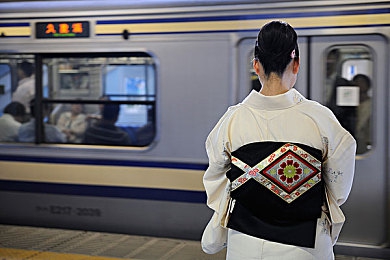 色一区二：穿梭奇幻江湖，共赴色一区二冒险之旅-5