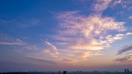 坤坤赛前老师的括号里：坤坤ADC称霸战场：揭秘赛场策略与高胜率技巧-2
