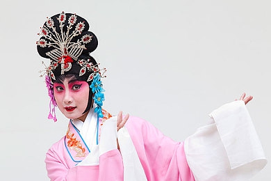 男捅女机：网络暴力阴影下的情感撕裂：剖析“情感直播悲剧”的社会警示-5