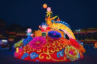 铜铜铜铜铜铜铜铜好多水：揭秘奇观：铜色瀑布现象引发热议，探索科学奥秘-3